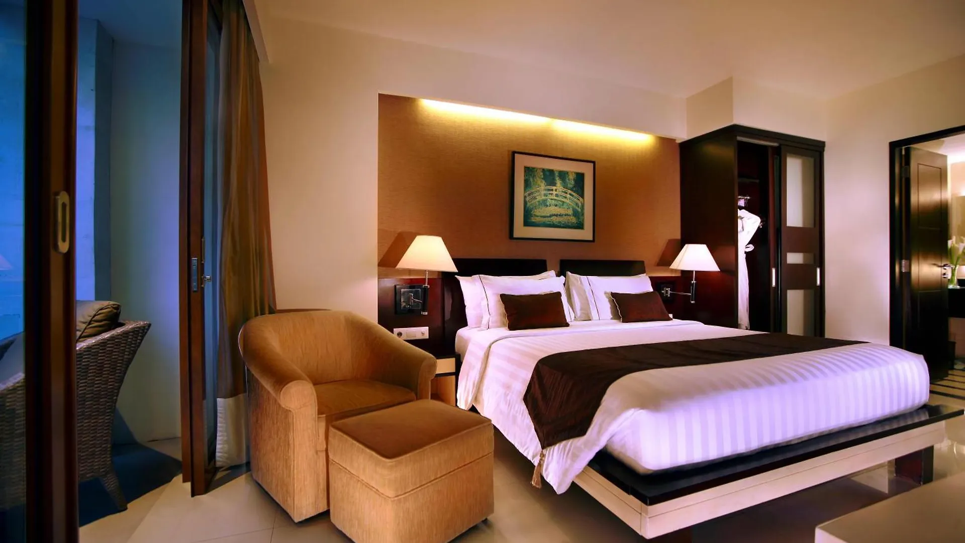 Aston Kuta Hotel And Residence 4*, קוטה לומבוק אינדונזיה